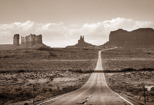 Monument Valley | Postcards | PC-530