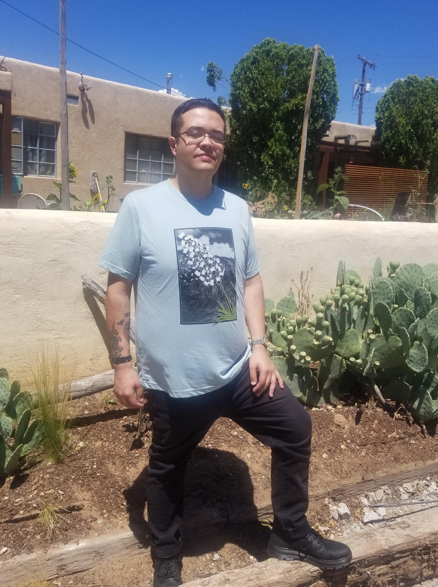 Yucca | Unisex T-Shirt | TS-194